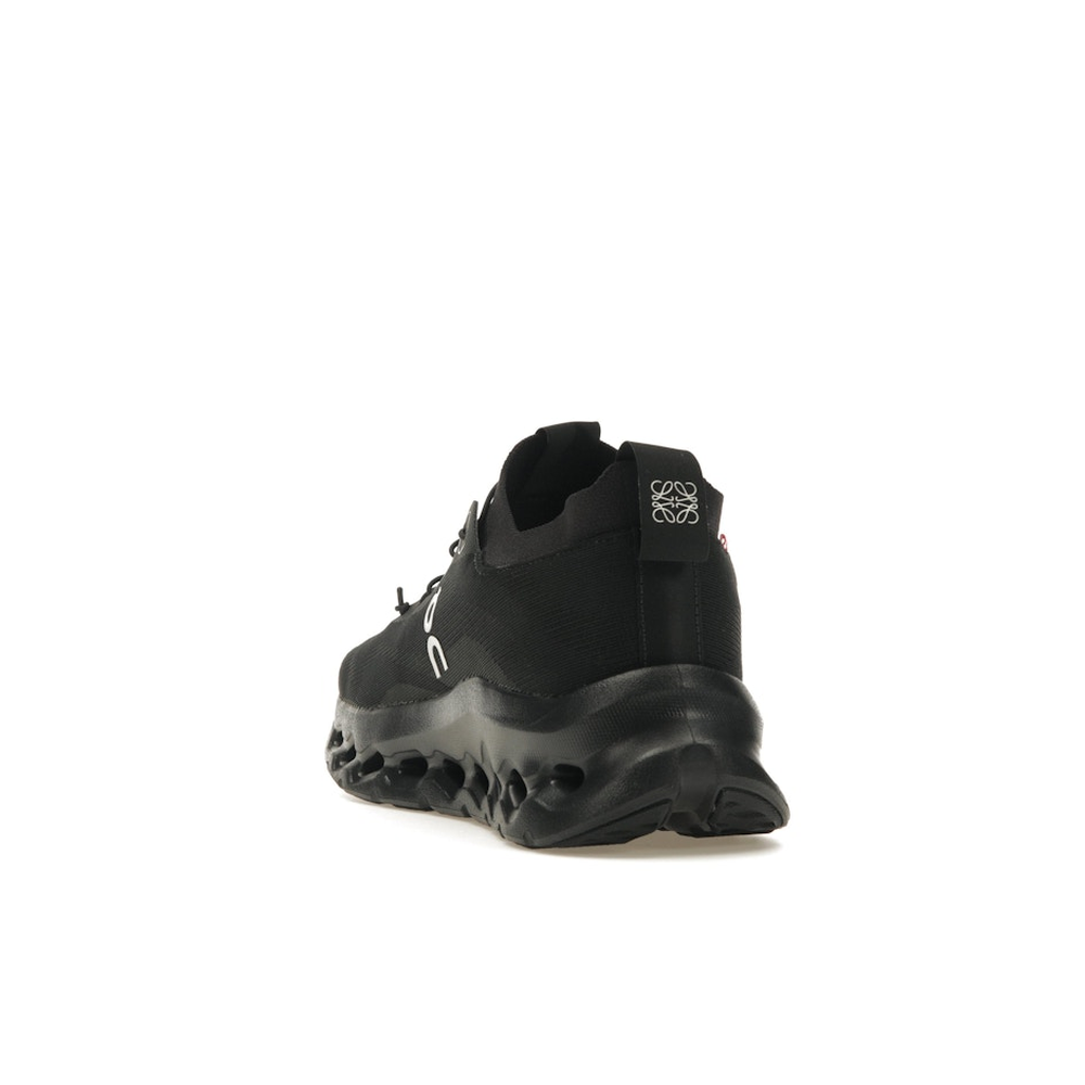 On Running Cloudtilt Loewe All Black