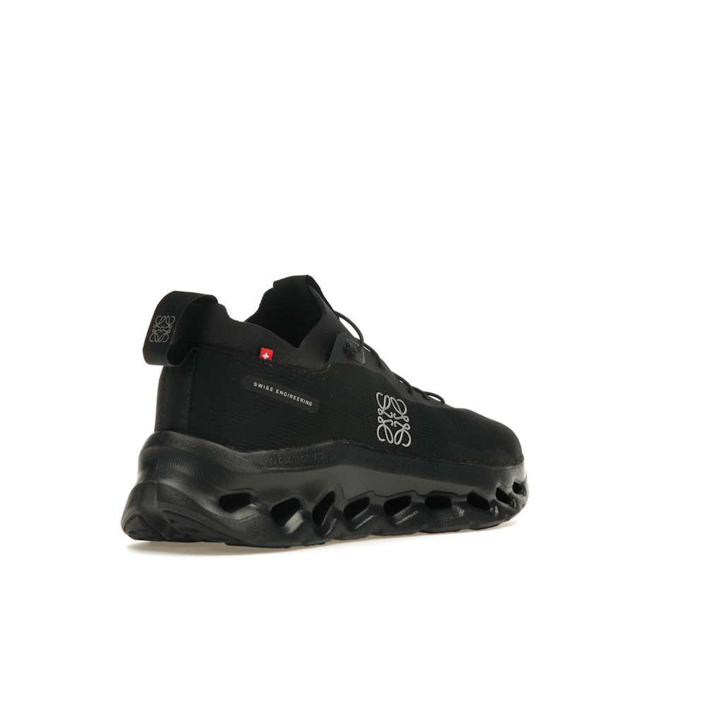On Running Cloudtilt Loewe All Black