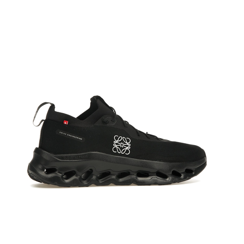 On Running Cloudtilt Loewe All Black
