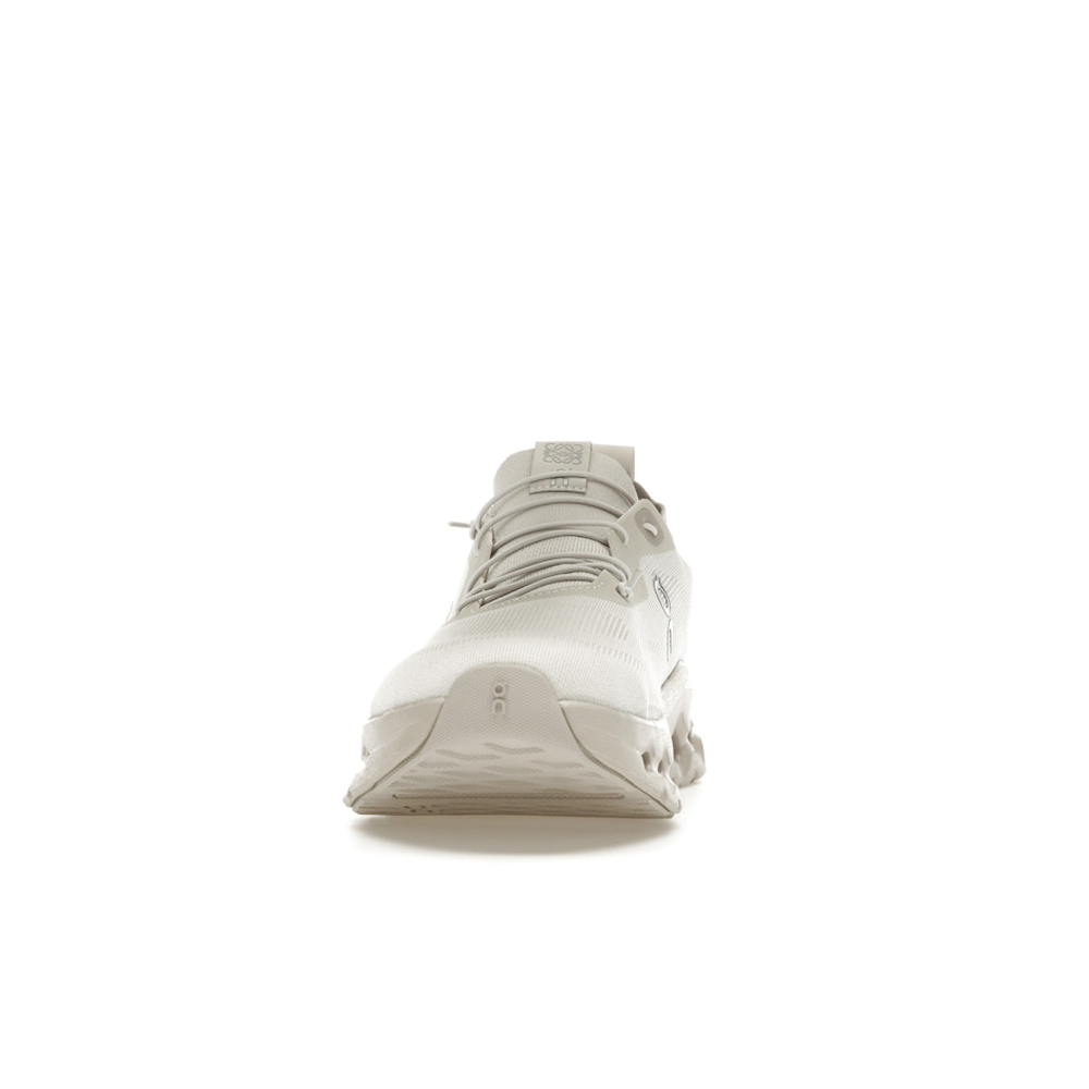 On Running Cloudtilt Loewe Sand