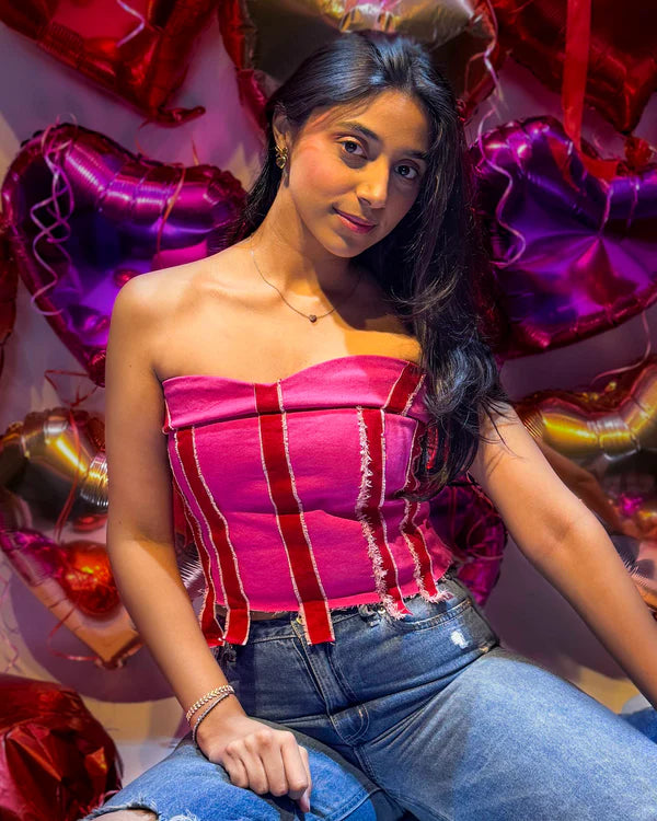 Rising Among Cupid's Corset - Pink