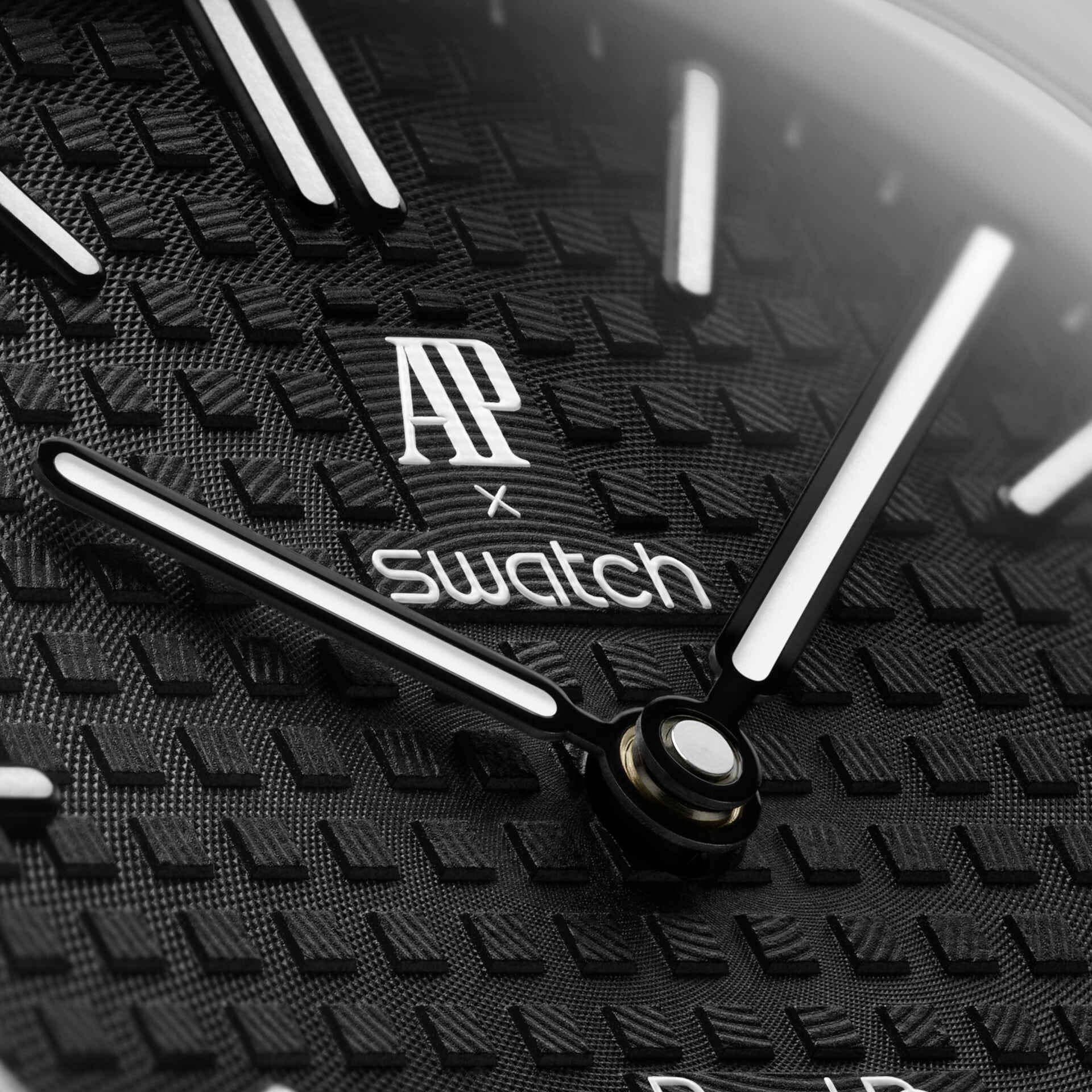 Buy OCHO NEGRO AP x Swatch Royal Pop at Best Price | 10 Hills Studio