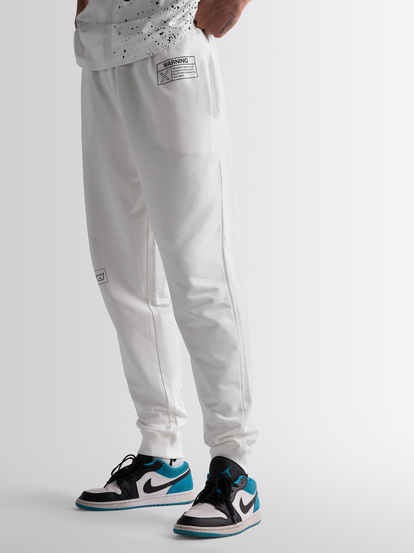 Exhale Label Jogger White - Kanika