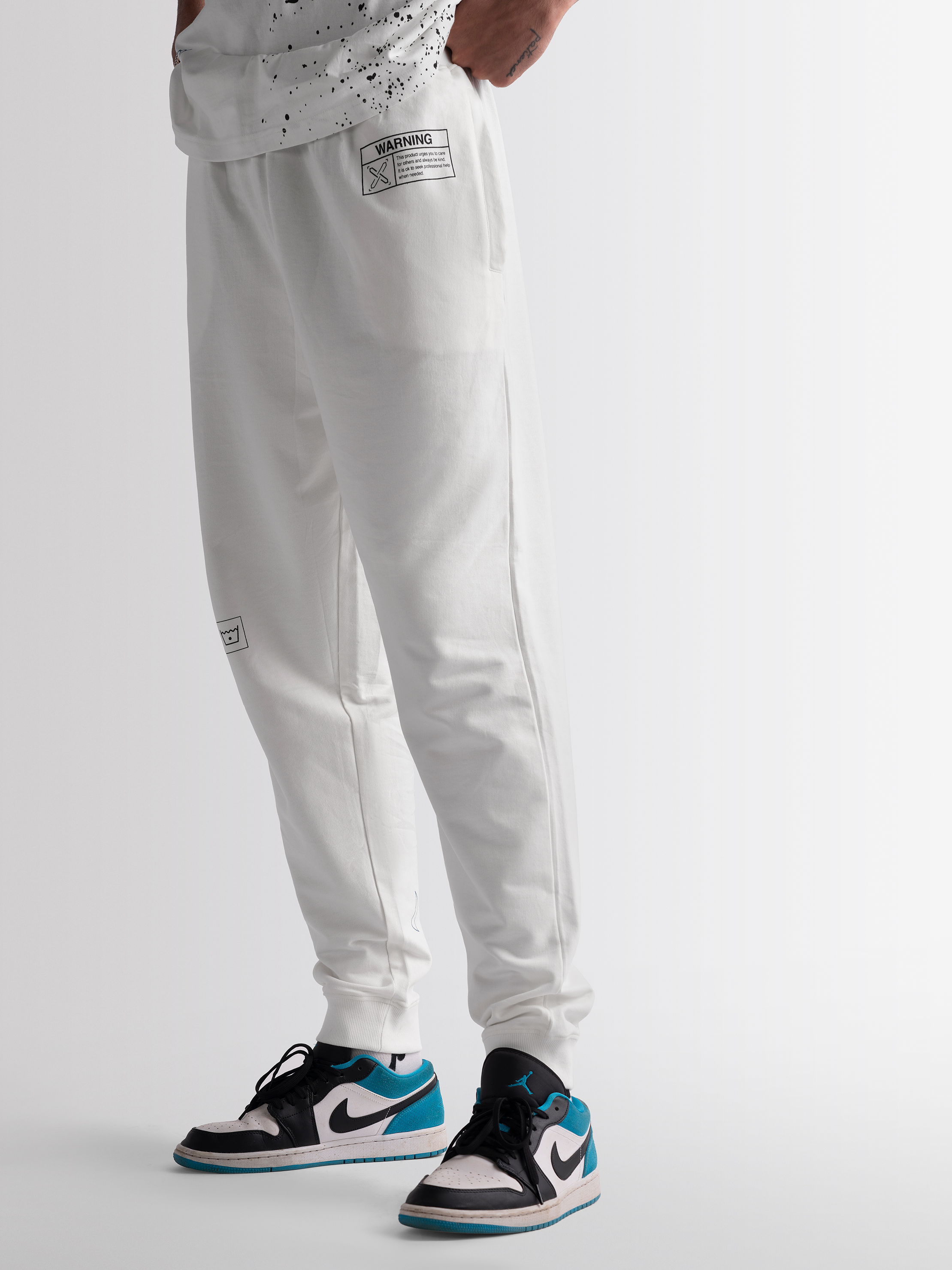 Exhale Label Jogger White - Kanika