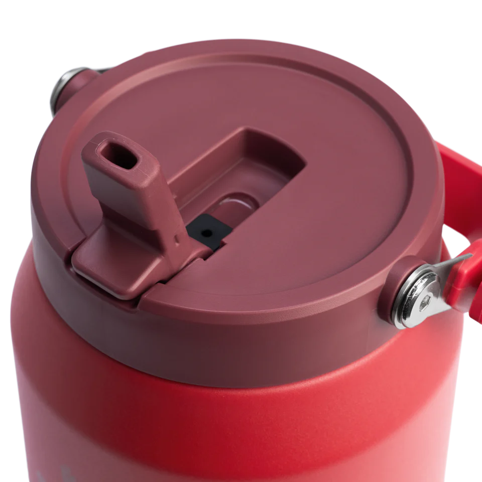 Stanley IceFlow Flip Straw Jug 64 OZ - Chili Red