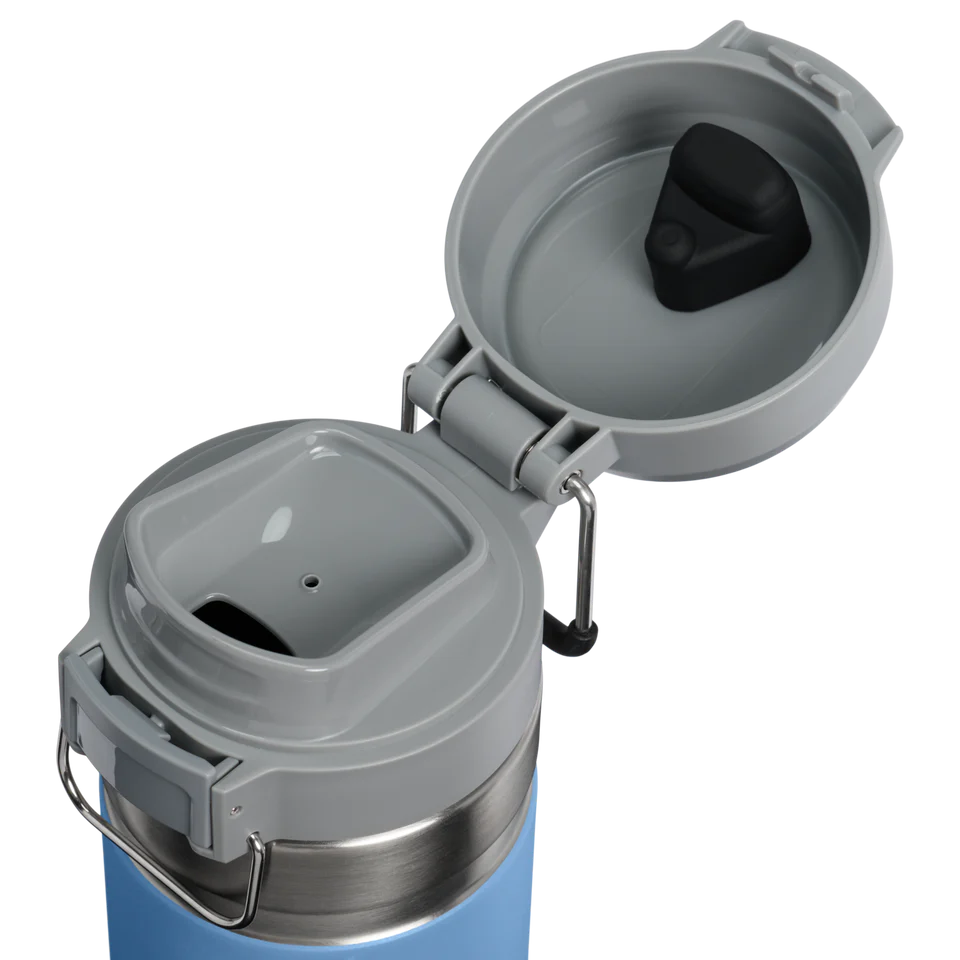 Stanley Quick Flip Go Bottle 24 OZ - Blue Sky