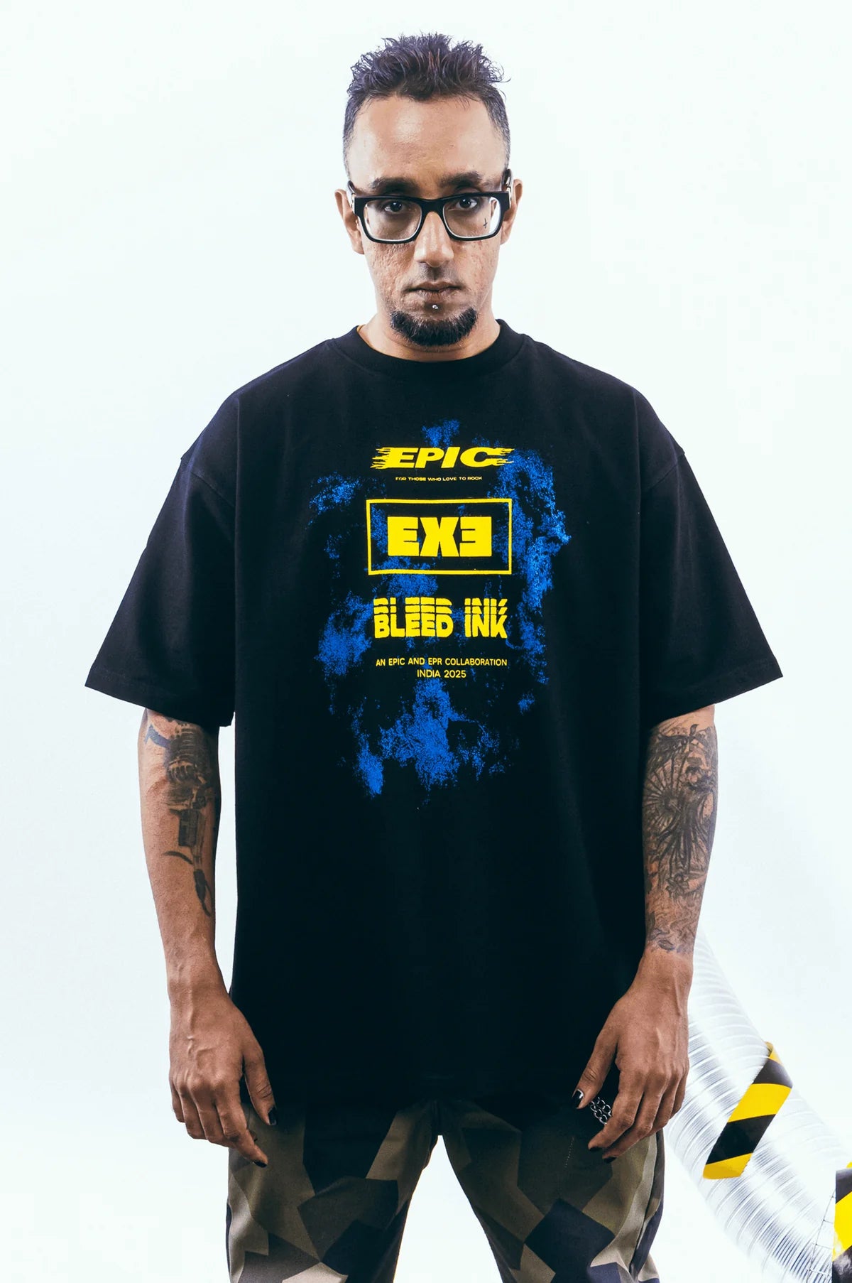 EPIC Oversized Black T-Shirt - Zombie