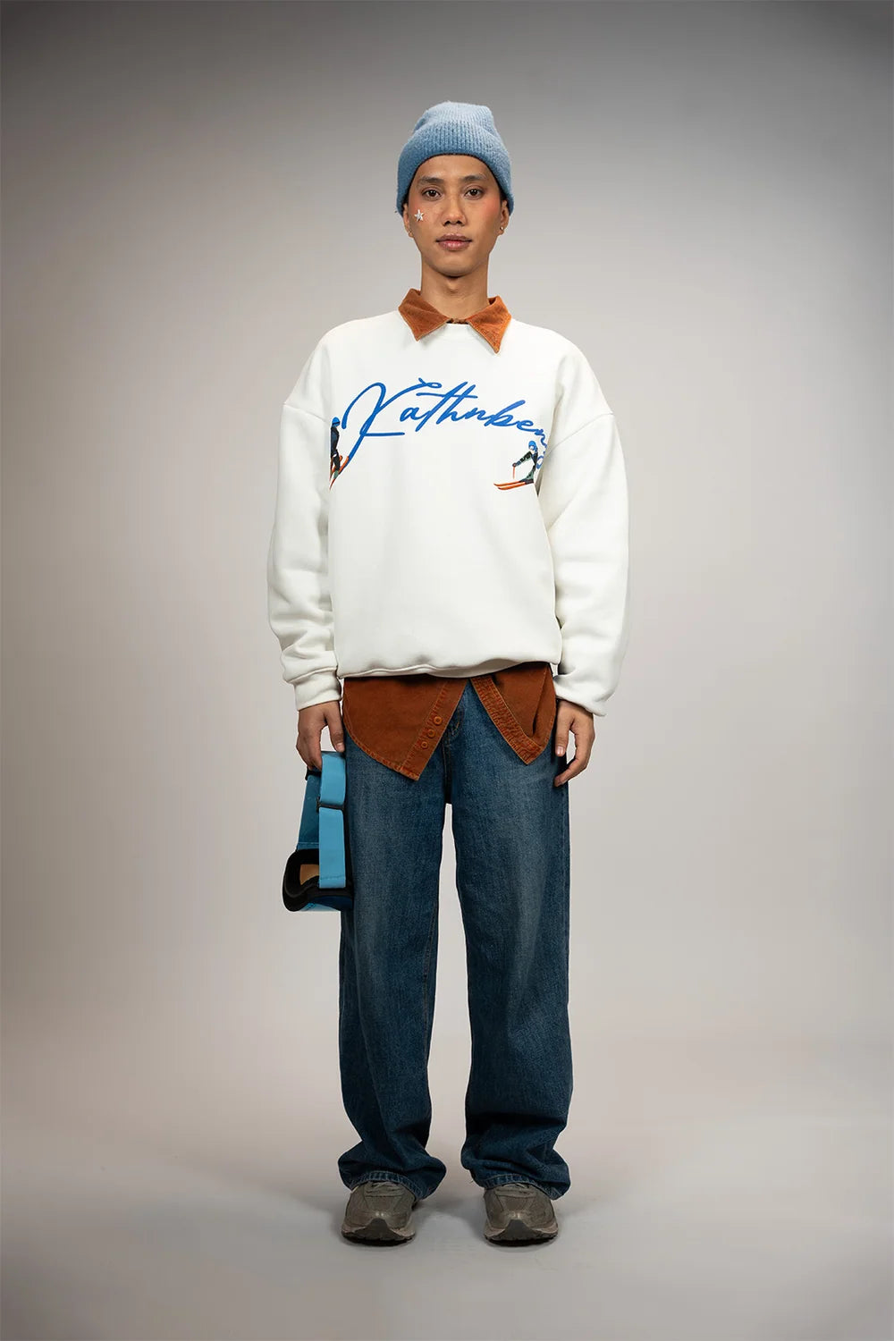 Kathnbenz Oversized Off White Sweatshirt -  Winter Glide