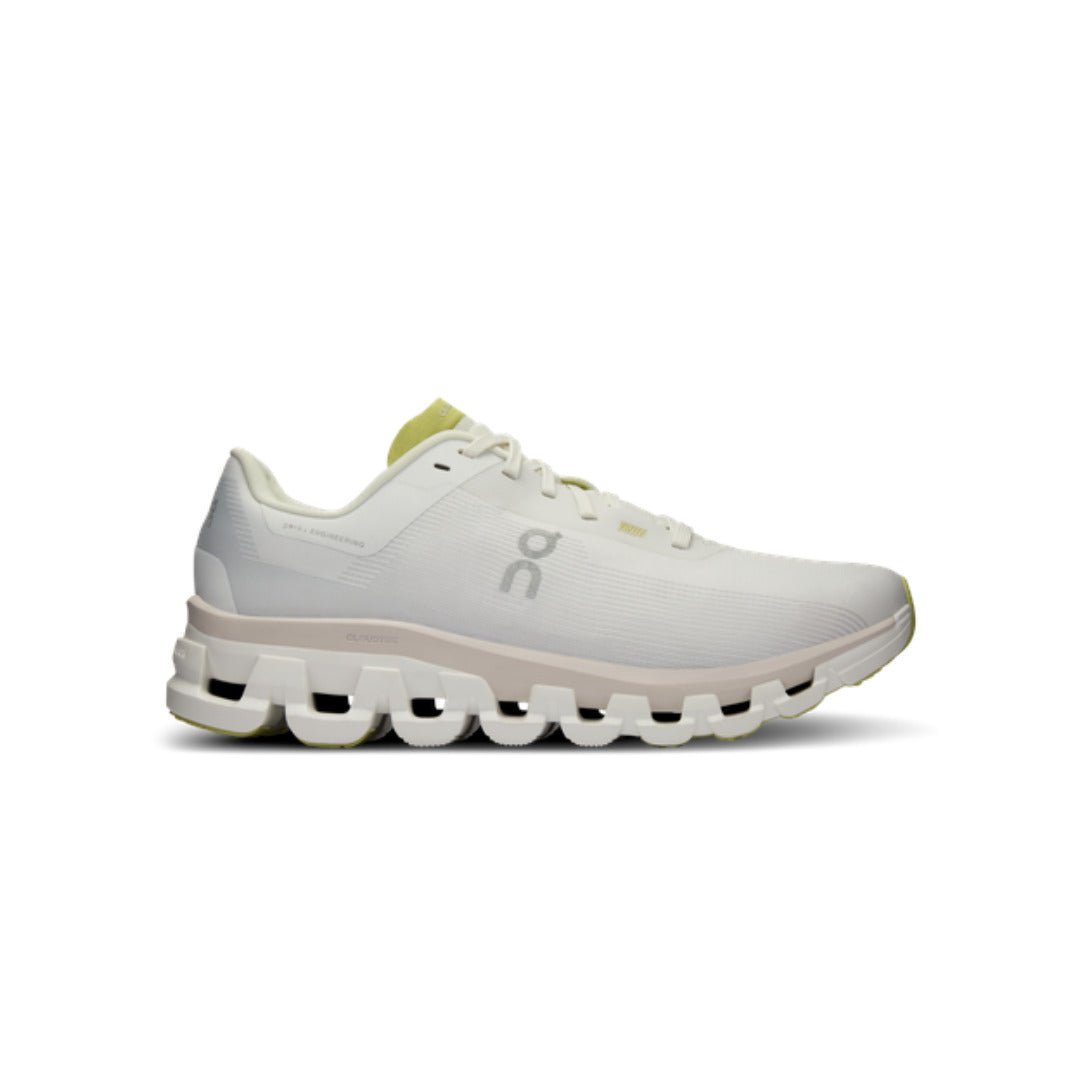 ON Running Cloudflow 4 White Sand