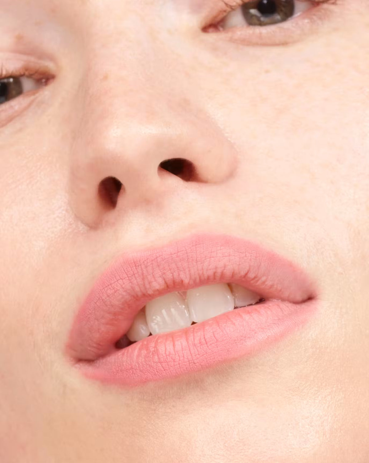 Glossier Lip Line - Hold