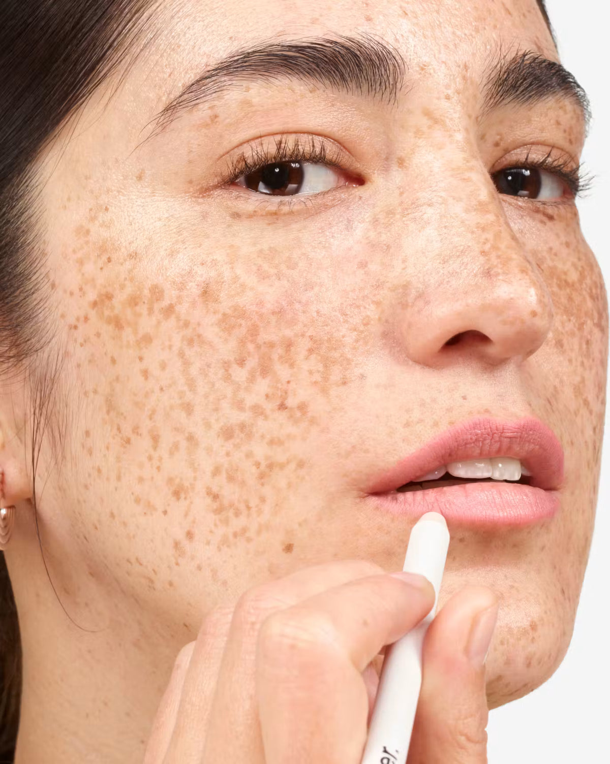 Glossier Lip Line - Hold