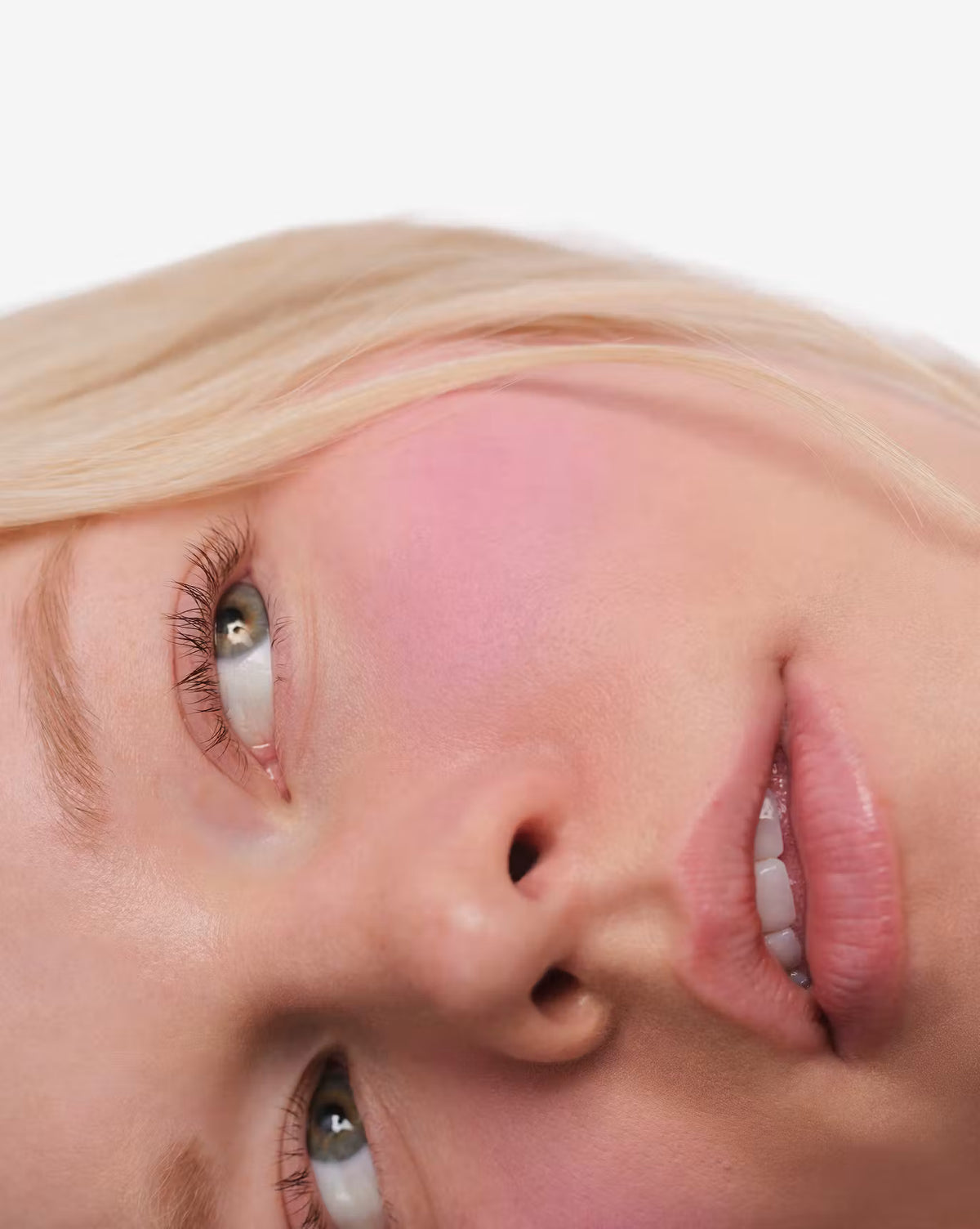 Glossier Cloud Paint Plush Blush - Billow