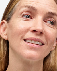 Glossier Perfecting Skin Tint - G10