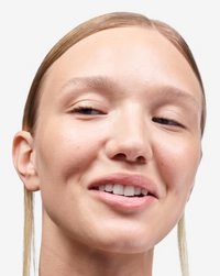 Glossier Perfecting Skin Tint - G11