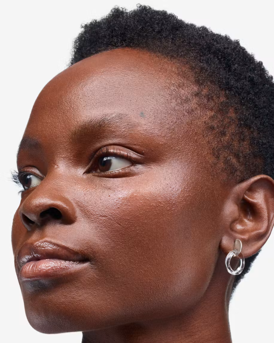 Glossier Perfecting Skin Tint - G2