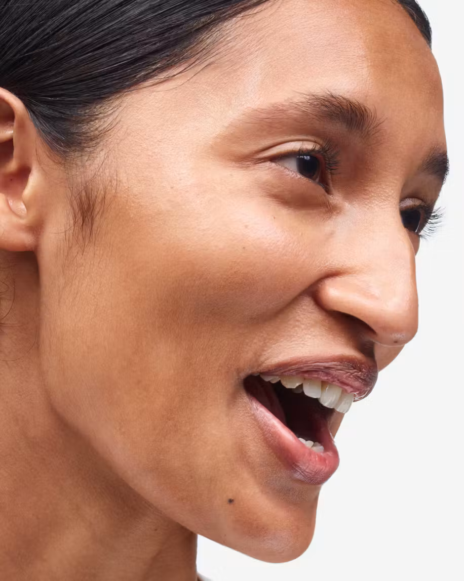 Glossier Perfecting Skin Tint - G5