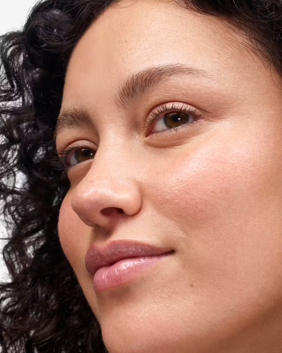 Glossier Perfecting Skin Tint - G8