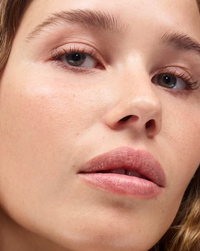 Glossier Perfecting Skin Tint - G9