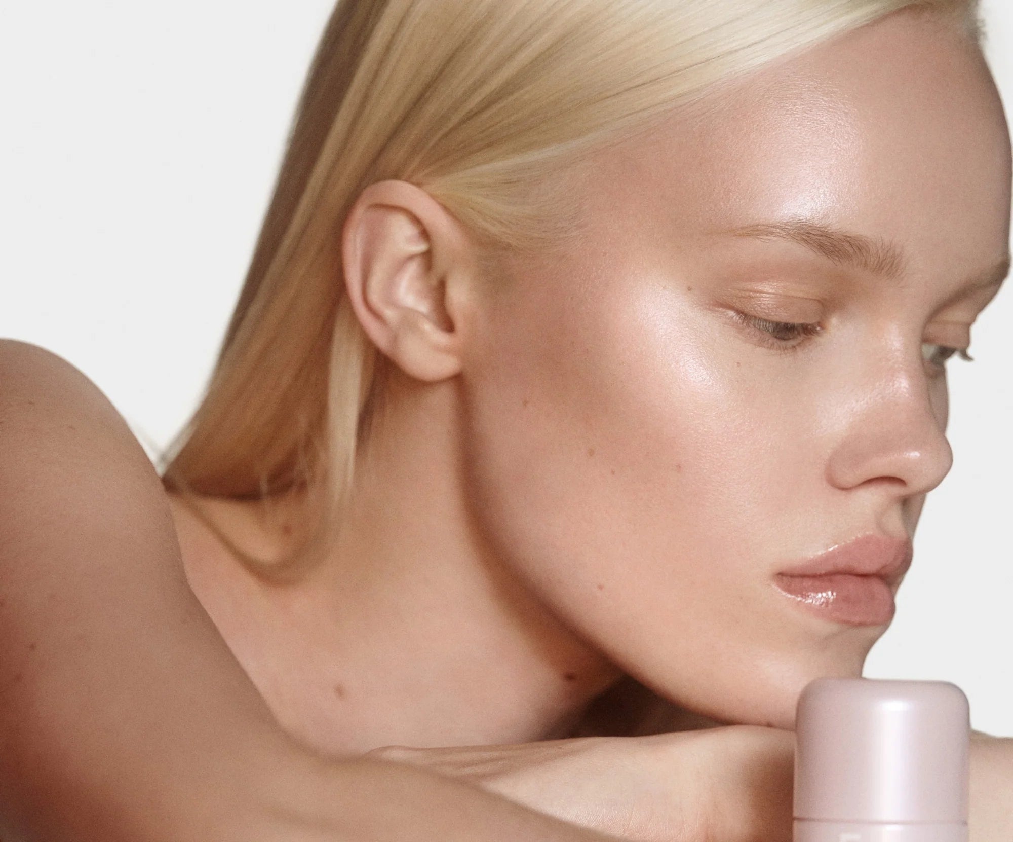 Rhode Highlight Milk - 01 Pearly Pink