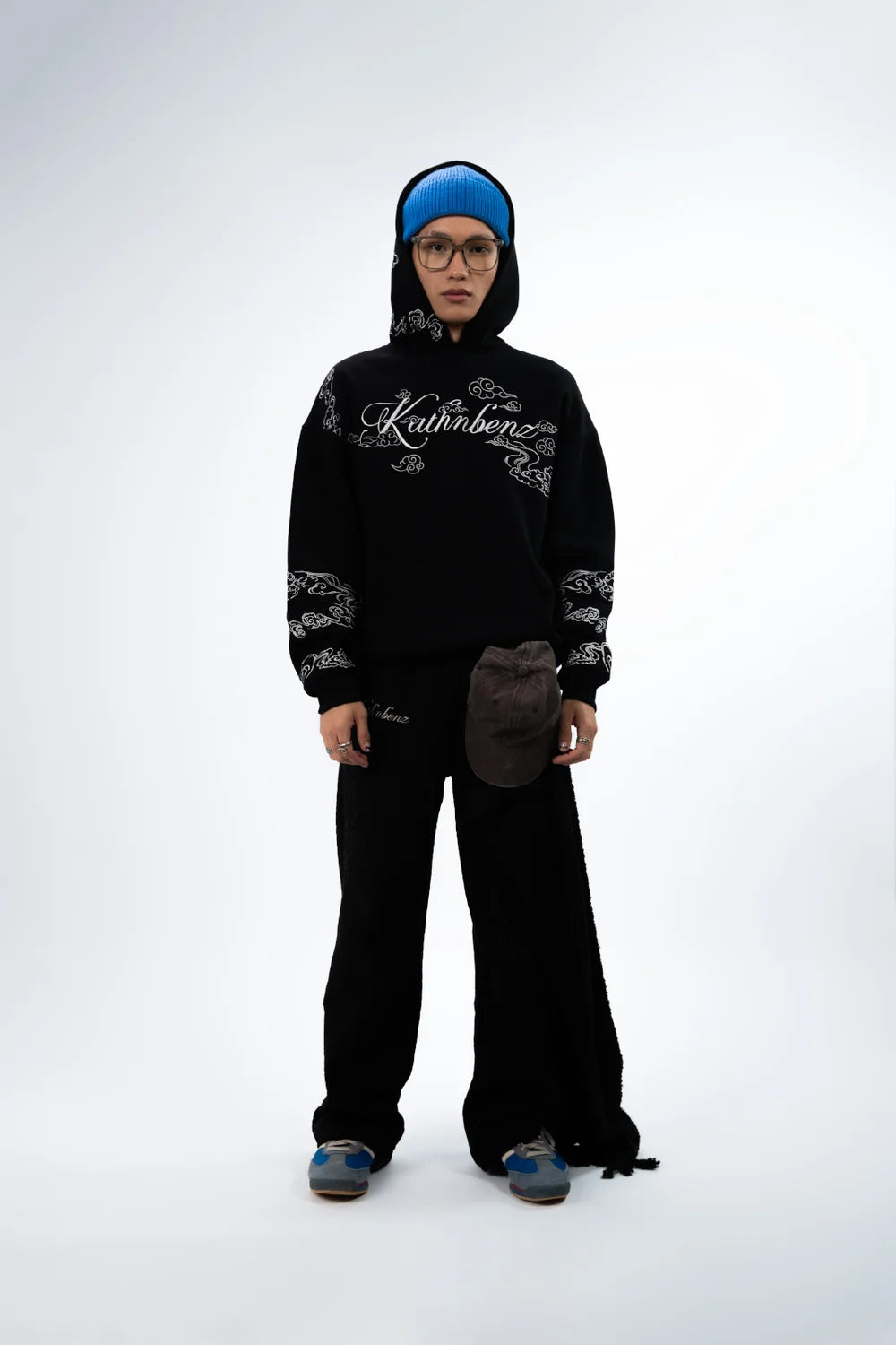 Kathnbenz Oversized Black Hoodie - Hier of Light