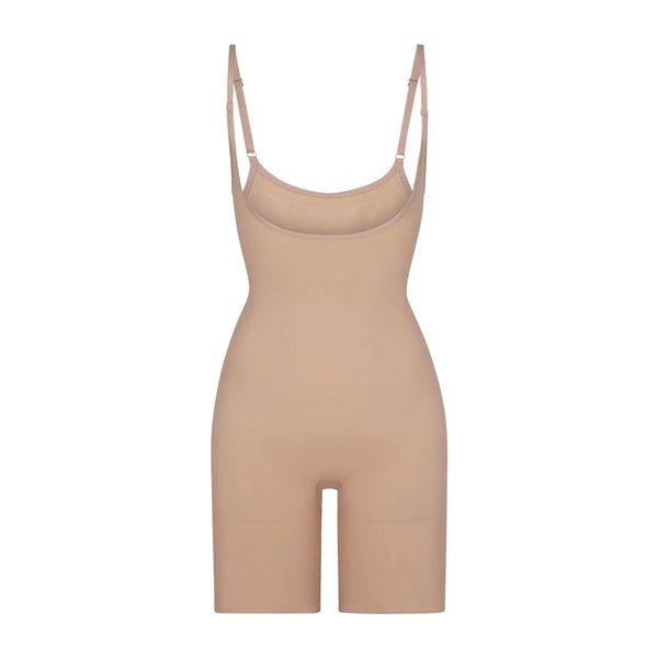 Skims Seamless Sculpt Open Bust Bodysuit Clay - reference