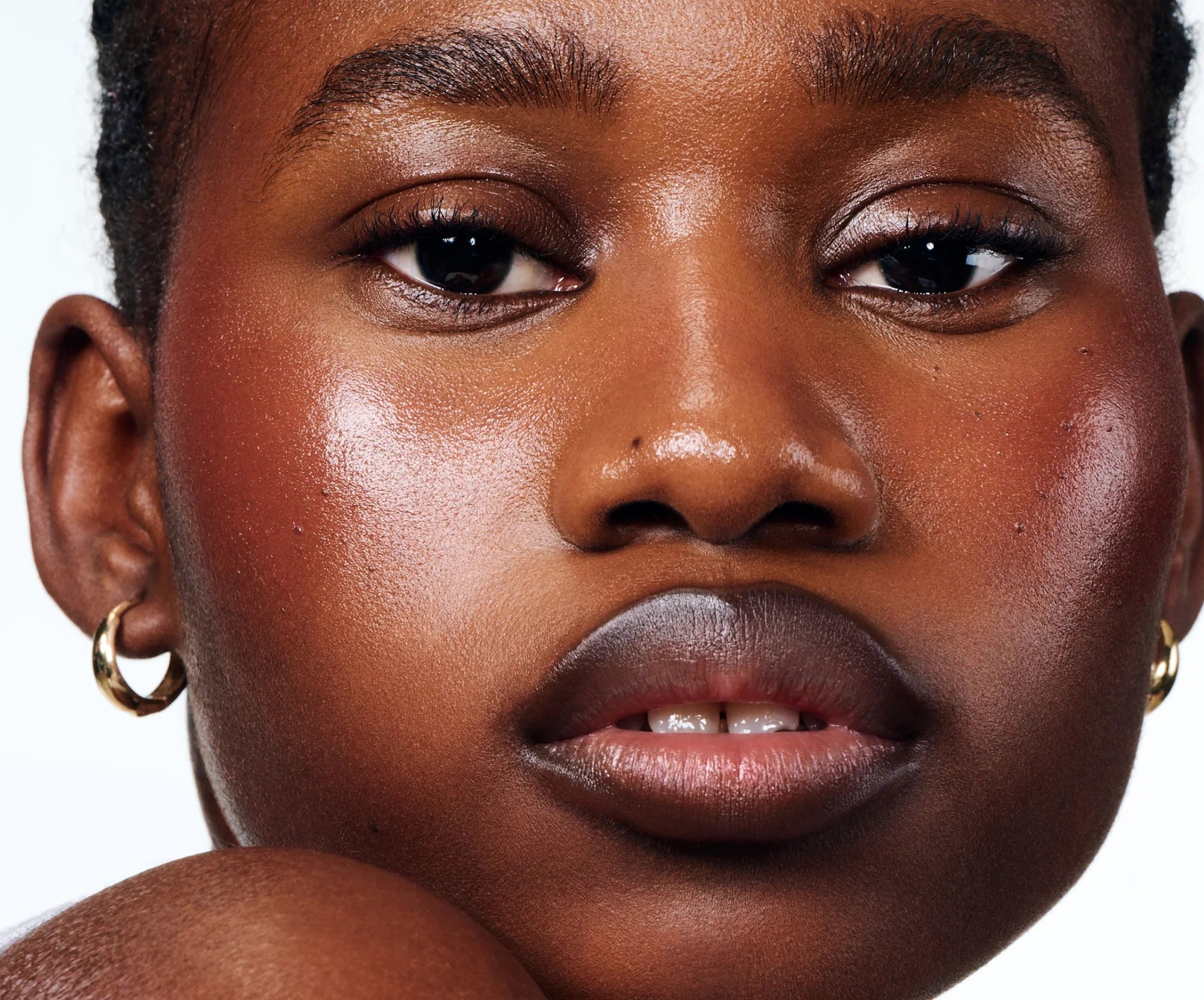 Rhode Deep Cool Brown Peptide Lip Shape - Move