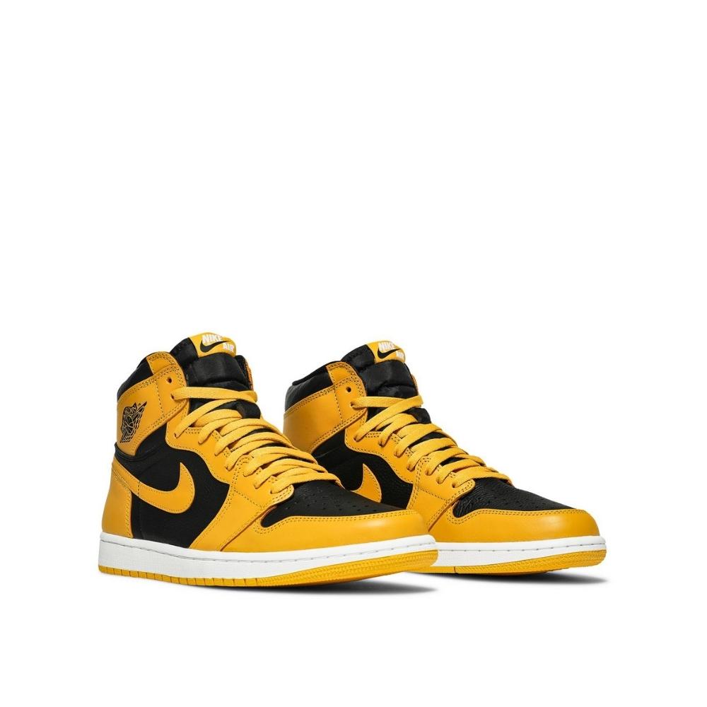Angled view of Air Jordan 1 High Pollen