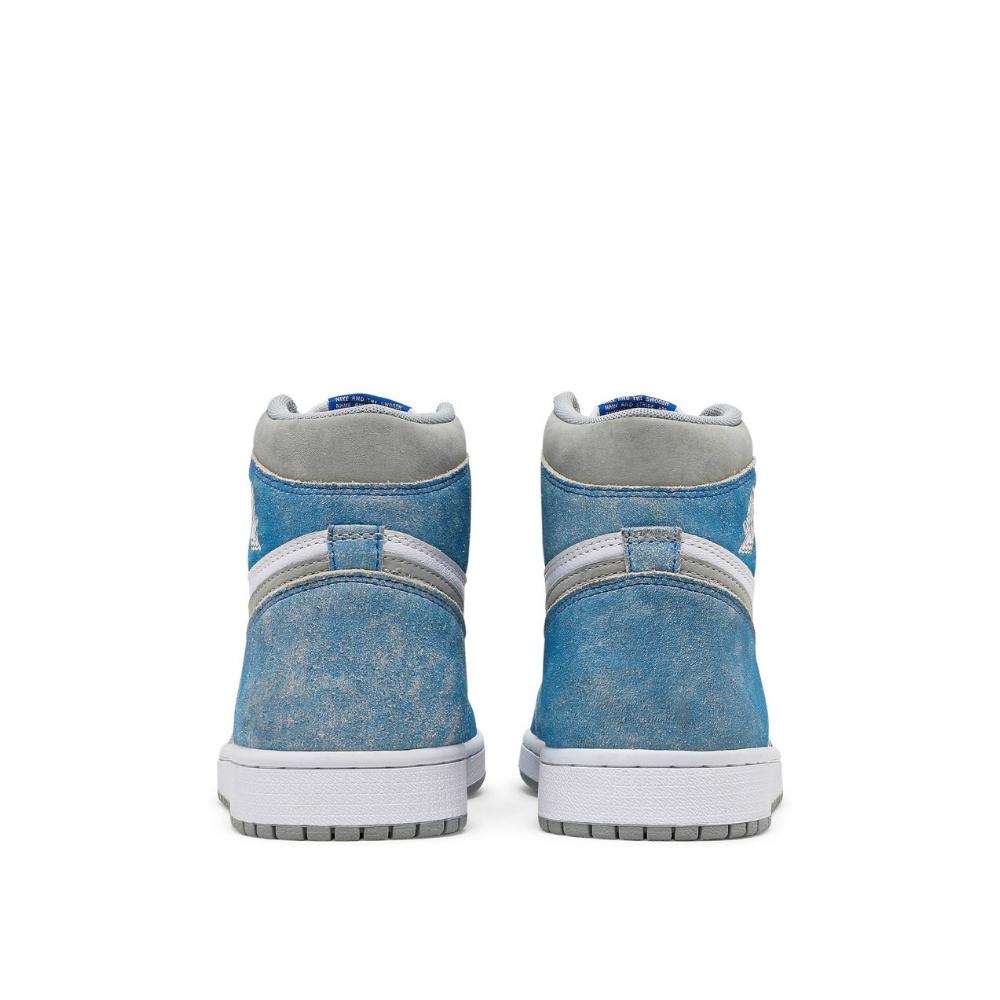 Air Jordan 1 High Hyper Royal