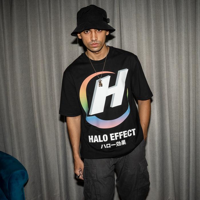 Halo Effect Unisex Symbol Gradient Black T-Shirt