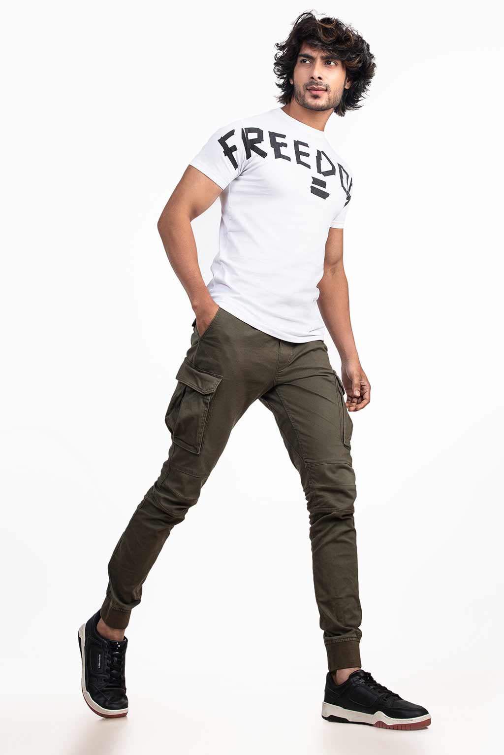 WalaWali Unisex 'Freedom' Graphic Slim Fit Tee
